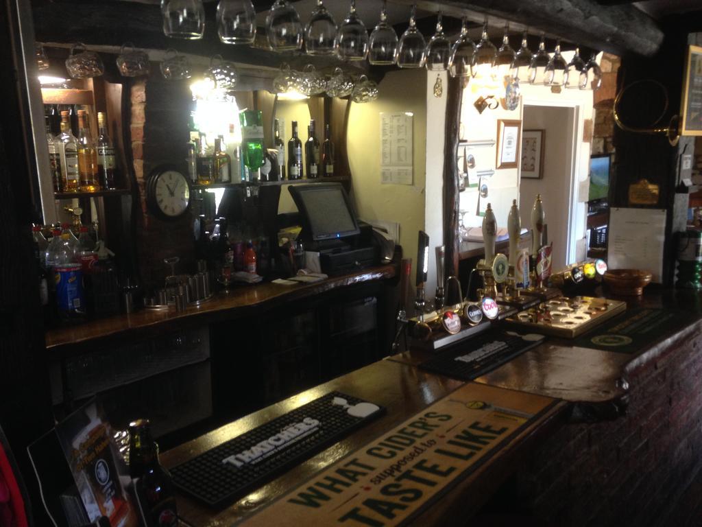 The Tally Ho Inn Sleaford Bagian luar foto